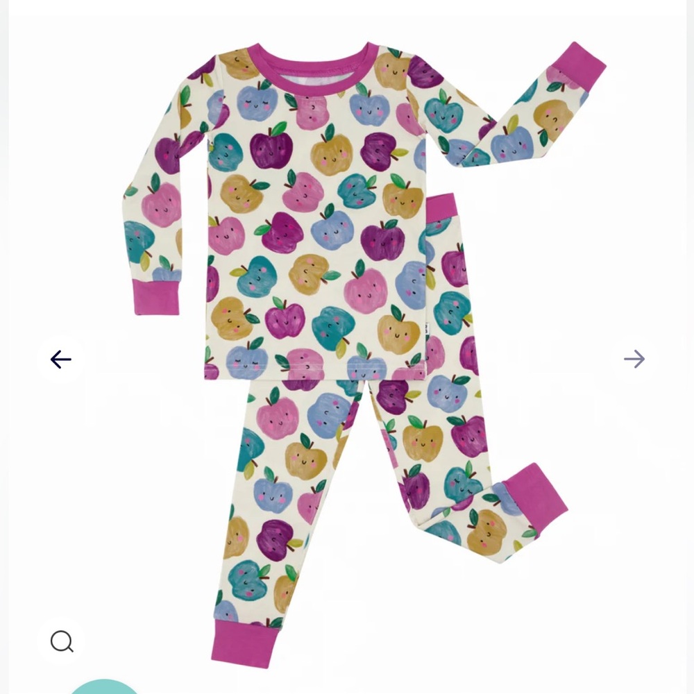 Little Sleepies 2 piece pajamas Apple
Of My Eye 2T